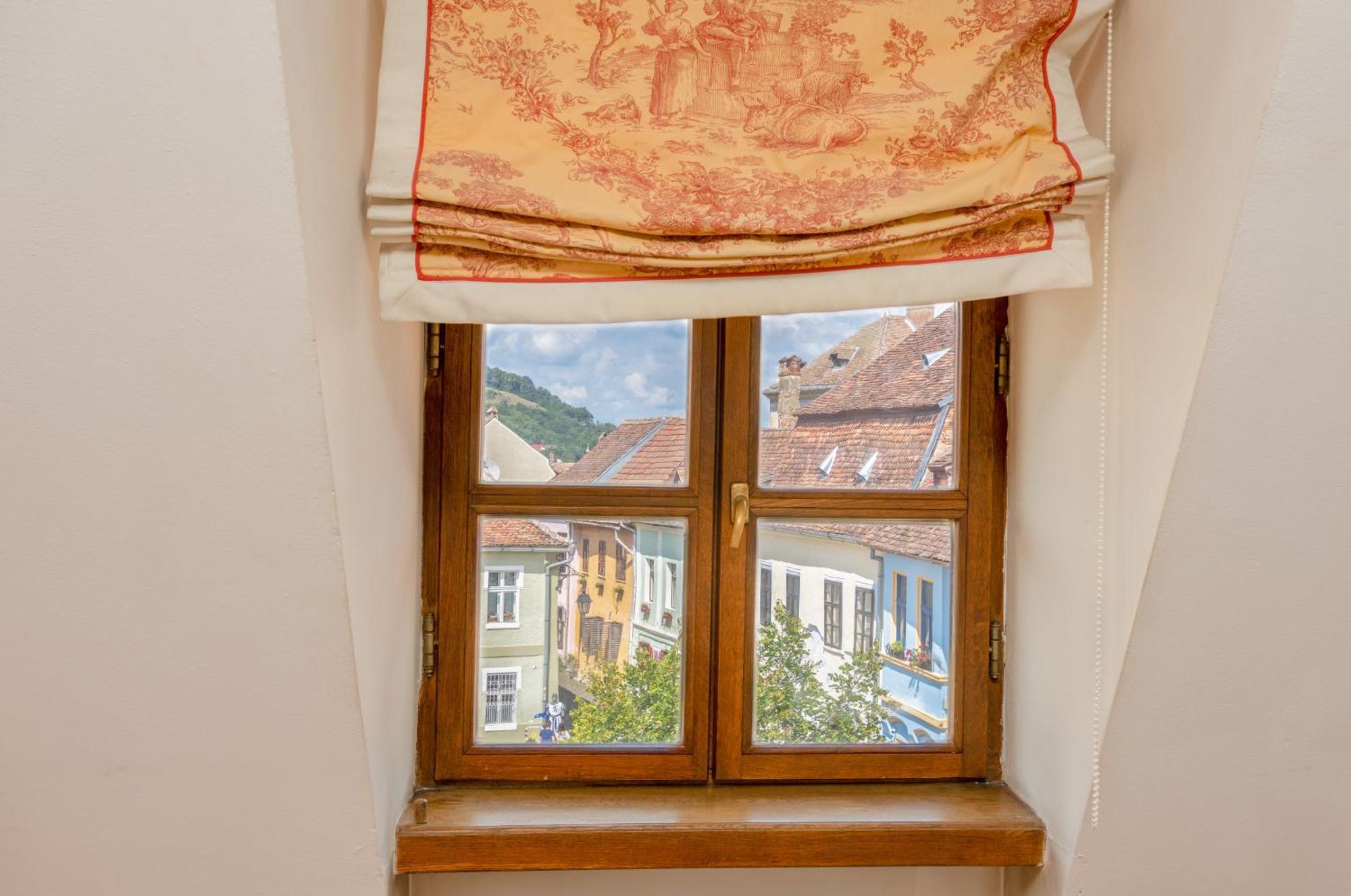 Casa Cu Cerb Hotel Sighisoara Exterior photo