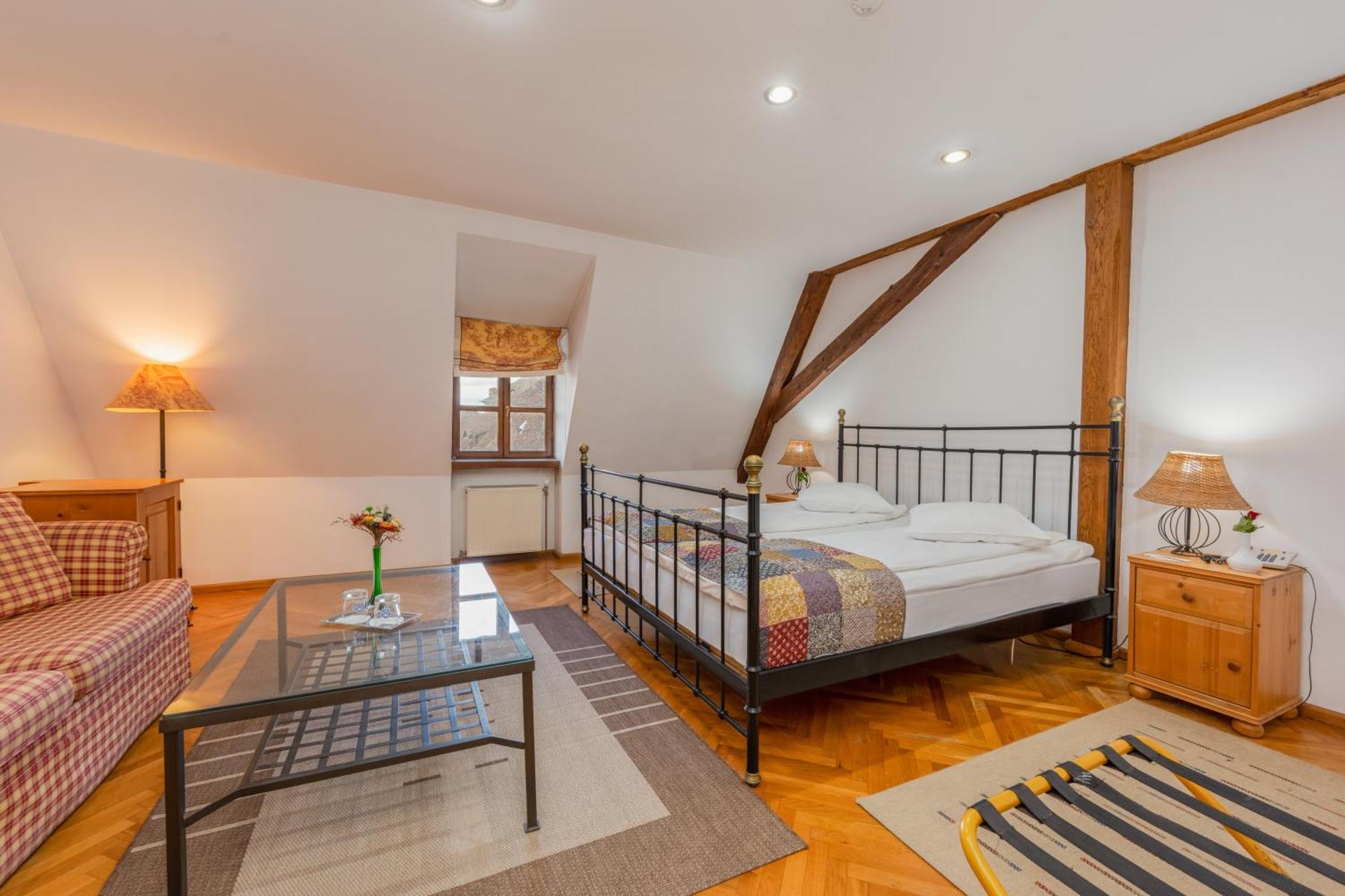 Casa Cu Cerb Hotel Sighisoara Exterior photo